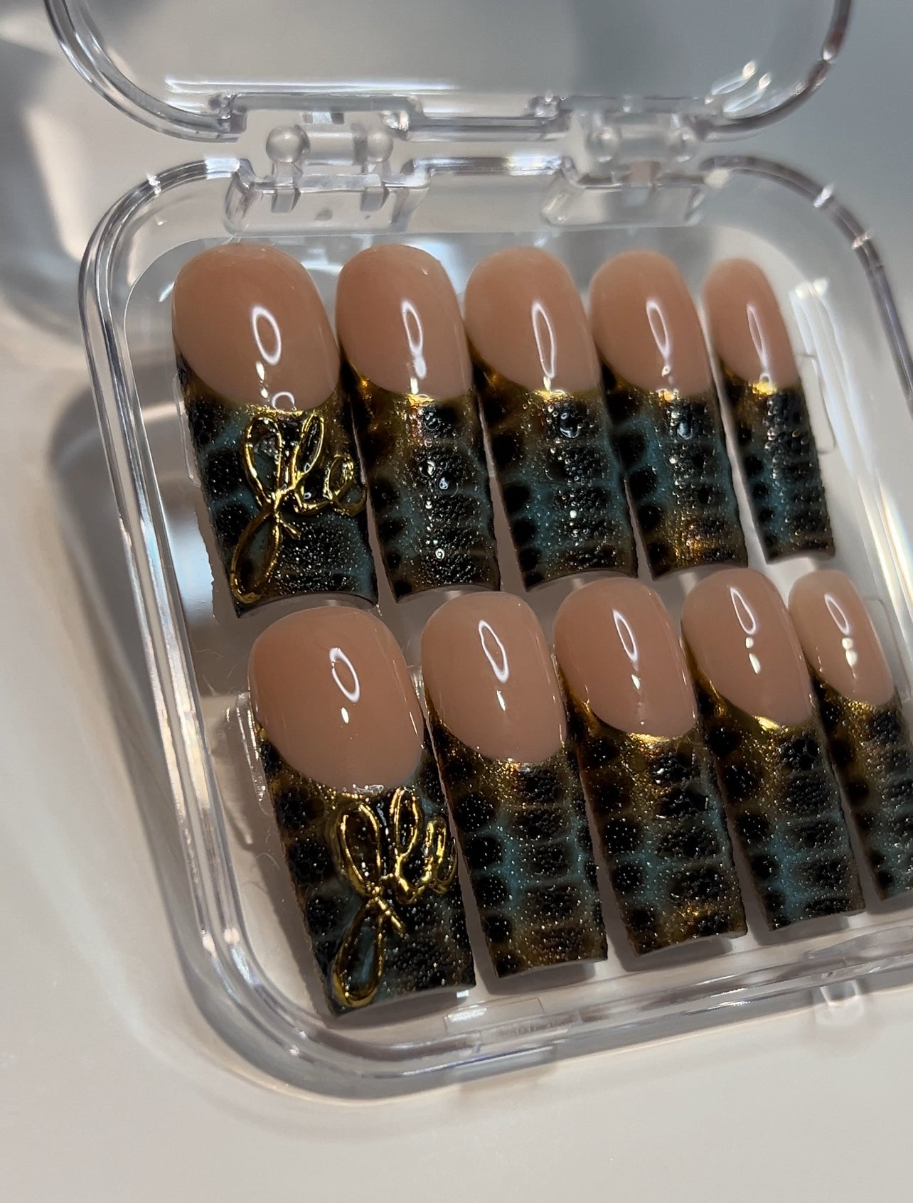 Gold nameplate (Add On)